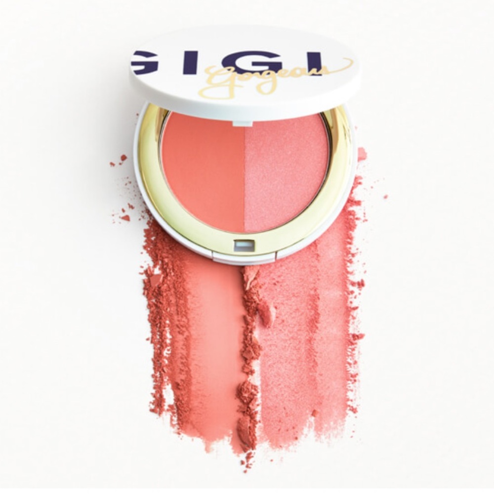 GiGi Gorgeous blush duo Activist